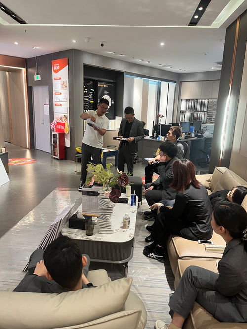 瀾塔藝術涂料走進東莞尚品宅配,為用戶提供個性化墻面解決方案